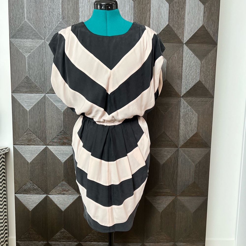 Alice & Olivia Black and White Dress